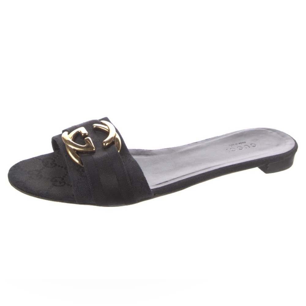 GUCCI BLACK & GOLD GG LOGO FLATS; Blondie cloth sandal